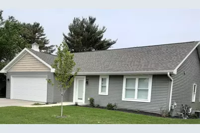 837 Sunridge Drive, Waupaca, WI 54981 - Photo 1