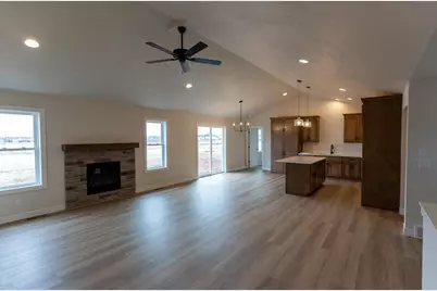 4110 Ridgecrest Lane, Kaukauna, WI 54130 - Photo 3