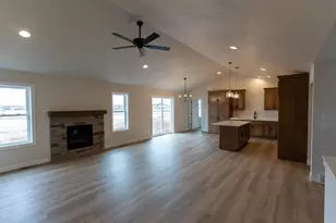 4110 Ridgecrest Ln, Kaukauna, WI 54130 - Photo 3