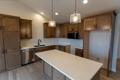 4110 Ridgecrest Lane, Kaukauna, WI 54130 - Photo 5