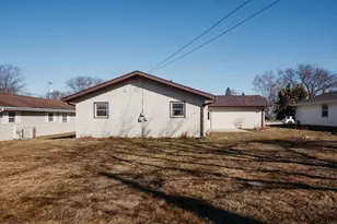 421 Manhattan St, Chilton, WI 53014 - Photo 25