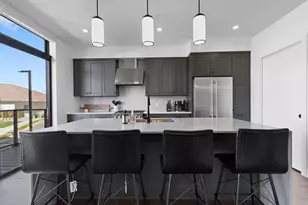 1071 Brookwood Dr, Green Bay, WI 54304 - Photo 17