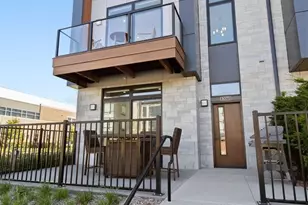 1071 Brookwood Dr, Green Bay, WI 54304 - Photo 1