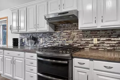 1422 Goldenrod Circle, West Bend, WI 53095 - Photo 9