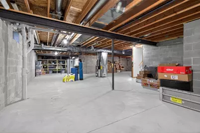 1422 Goldenrod Circle, West Bend, WI 53095 - Photo 51