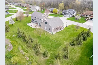 W5071 Cherrywood Court, Sherwood, WI 54169 - Photo 5