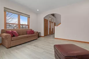 W5071 Cherrywood Ct, Sherwood, WI 54169 - Photo 5