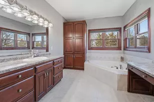 3400 W Warner Estates Dr, Appleton, WI 54913 - Photo 19