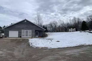 3208 Bridge Rd, Suamico, WI 54313 - Photo 5