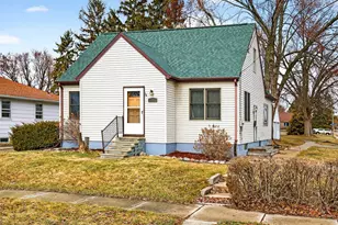 936 Lincoln St, Menasha, WI 54952 - Photo 1