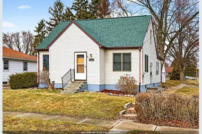 936 Lincoln Street, Menasha, WI 54952 - Photo 1