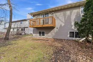 1715 Bernheim St, Oshkosh, WI 54904 - Photo 33