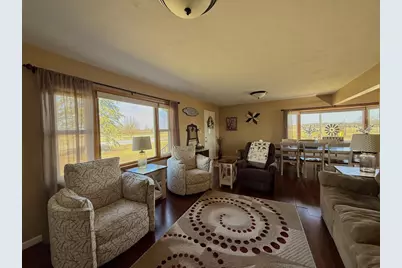 9321 State Road 21, Omro, WI 54963 - Photo 5