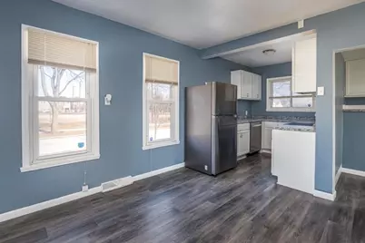 901 S Greenwood Avenue, Green Bay, WI 54304 - Photo 7