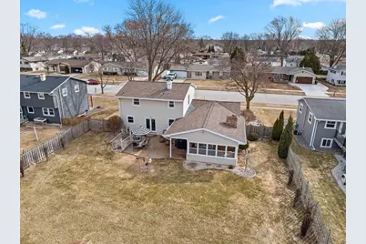 762 St Josephs Street, De Pere, WI 54115 - Photo 7