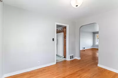 2007 N Division Street, Appleton, WI 54911 - Photo 7