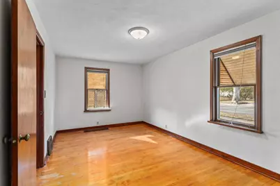 2007 N Division Street, Appleton, WI 54911 - Photo 11