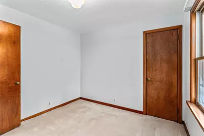 2007 N Division Street, Appleton, WI 54911 - Photo 9