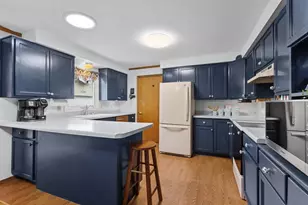416 S Joseph St, Appleton, WI 54915 - Photo 3