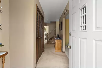 553 Gwynn Street, Green Bay, WI 54301 - Photo 5