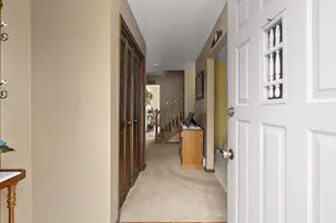 553 Gwynn St, Green Bay, WI 54301 - Photo 5