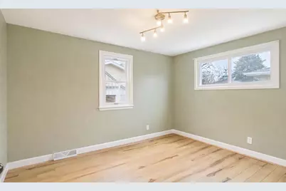 837 Harding Street, Menasha, WI 54952 - Photo 13