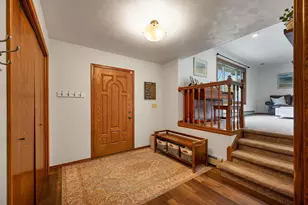 2930 Devroy Ln, Green Bay, WI 54313 - Photo 3