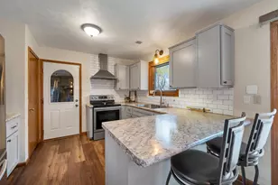 2930 Devroy Ln, Green Bay, WI 54313 - Photo 23