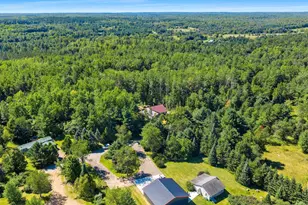 14533 Joseph Ln, Mountain, WI 54149 - Photo 9