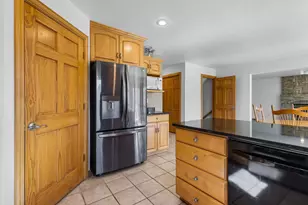 2251 Hopf Ln, De Pere, WI 54115 - Photo 7