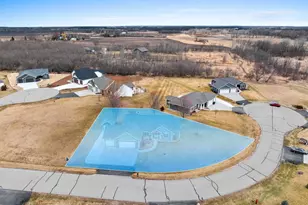 833 Whispering Way, Omro, WI 54963 - Photo 35