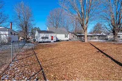 1136 S Bartlett Street, Shawano, WI 54166 - Photo 7