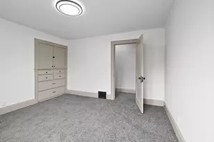 993 Christiana St, Green Bay, WI 54303 - Photo 25