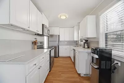 104 Adella Beach Road, Neenah, WI 54956 - Photo 9