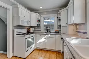 504 E Forest Ave, Neenah, WI 54956 - Photo 17