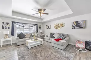 2323 Deckner Ave, Green Bay, WI 54302 - Photo 23