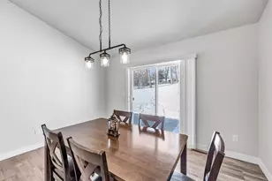 2323 Deckner Ave, Green Bay, WI 54302 - Photo 11