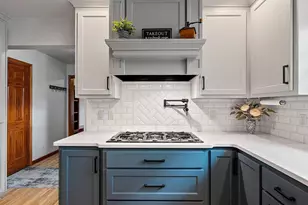 63 Fox Point Dr, Appleton, WI 54911 - Photo 19