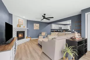 921 E Windfield Pl, Appleton, WI 54911 - Photo 3