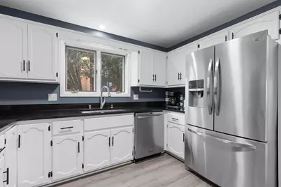 921 E Windfield Place #A, Appleton, WI 54911 - Photo 13