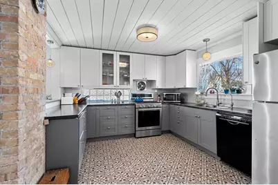 115 N Clinton Avenue, Clintonville, WI 54929 - Photo 13