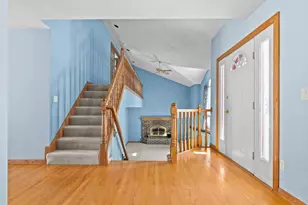 3050 Hunters Pl, Oshkosh, WI 54904 - Photo 5