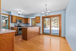 3050 Hunters Pl, Oshkosh, WI 54904 - Photo 13