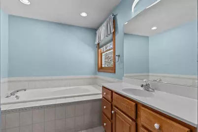 3050 Hunters Place, Oshkosh, WI 54904 - Photo 33