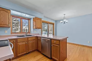 3050 Hunters Pl, Oshkosh, WI 54904 - Photo 15