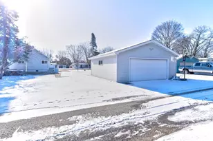 4113 N Shore Dr St, Menominee, MI 49858 - Photo 31