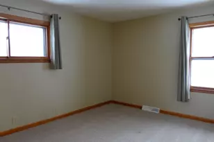 1238 Maple St, Neenah, WI 54956 - Photo 21