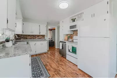 903 Smith Street, New London, WI 54961 - Photo 9