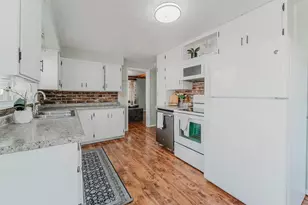 903 Smith St, New London, WI 54961 - Photo 9