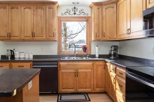 2919 Hornsby Wy, Green Bay, WI 54313 - Photo 15